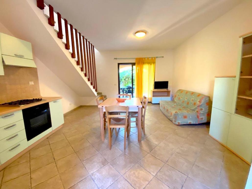 Residence Almusura San Teodoro  Ngoại thất bức ảnh