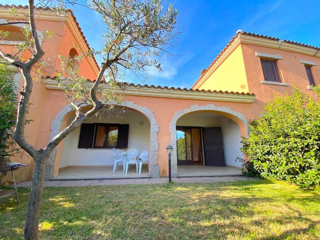 Residence Almusura San Teodoro  Ngoại thất bức ảnh